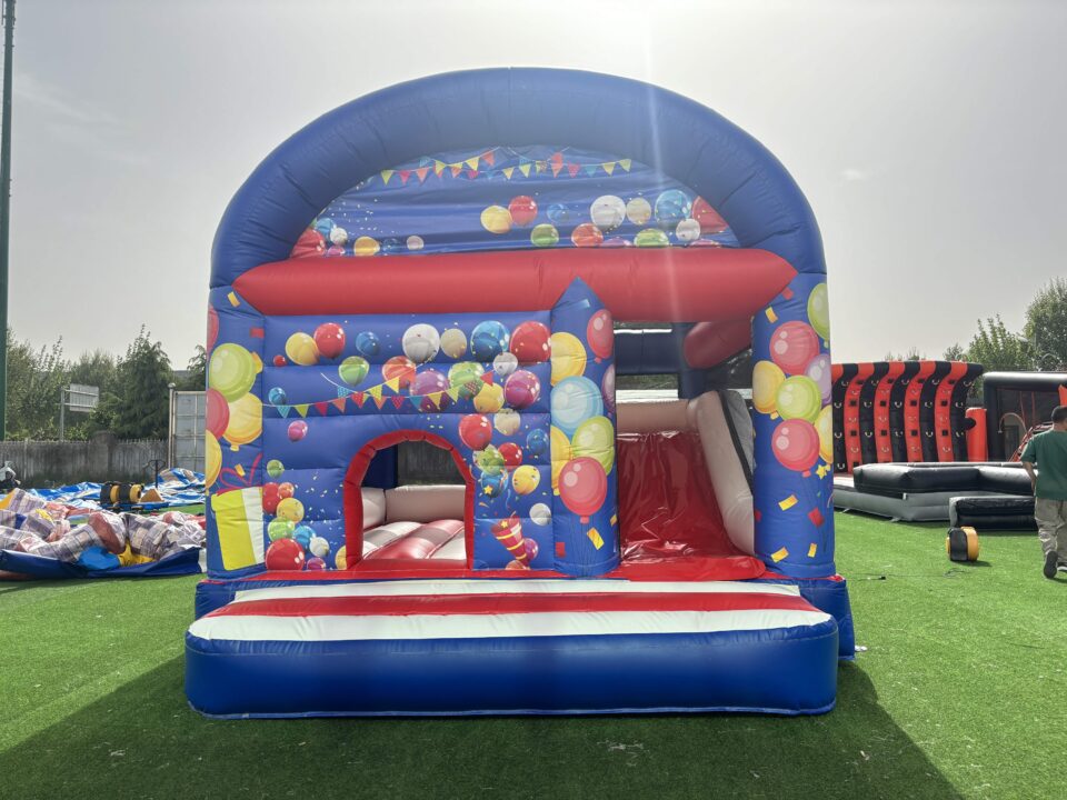 Frontansicht - Hüpfburg Ballon